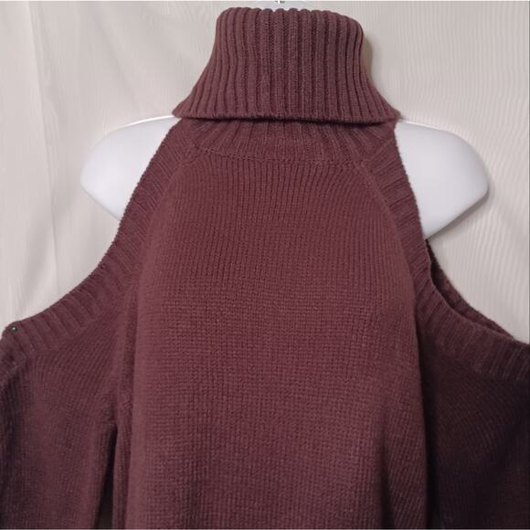 TOBI Give Love Cold Shoulder Sweater Mini Dress. Size L - Picture 6 of 11